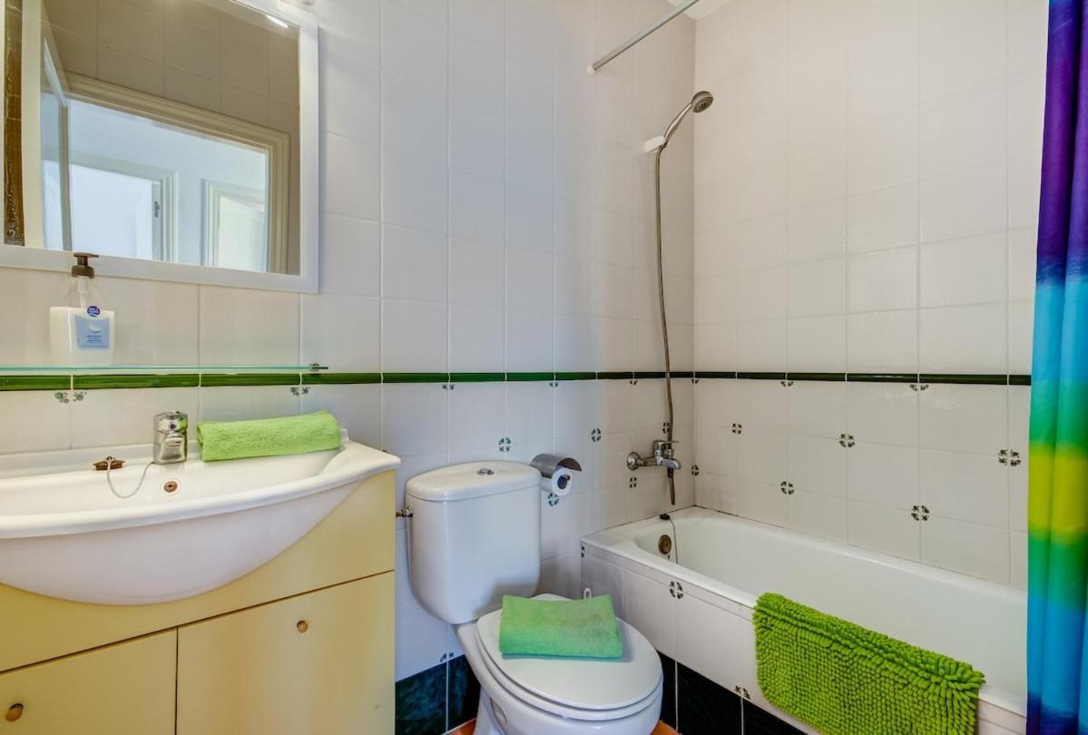 Villa Fiesta Cala'N Blanes  Ngoại thất bức ảnh